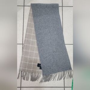 Andrew Noble Gray and Beige Cashemire Scarf